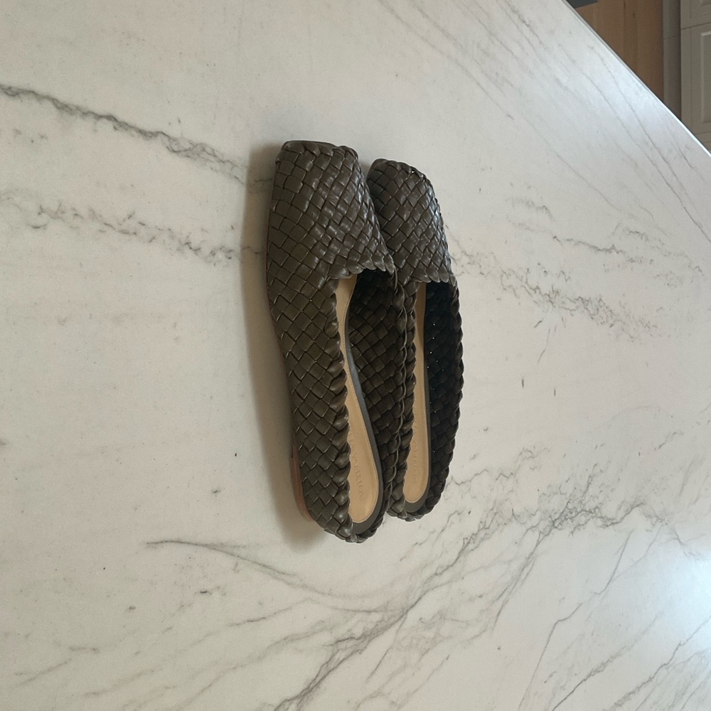 Sage green bottega Venetta slides